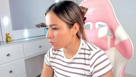 Salome online show from October 17, 4:05 am