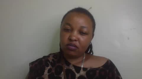 salty_surprise_ online show from February 19, 4:01 am