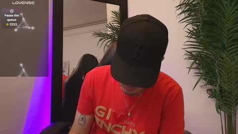 Salvatore  online show from September 30, 11:37 pm