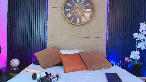  Salvatore online show from July 23, 1:58 am