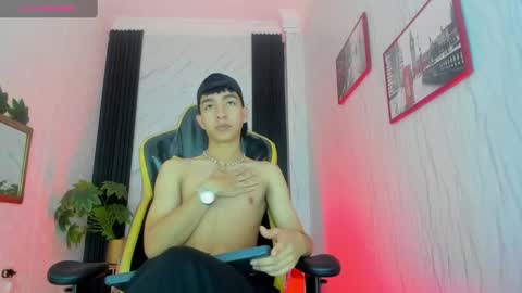 S A M online show from October 13, 7:49 pm