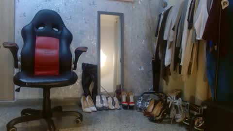 samanta online show from April 11, 11:14 am