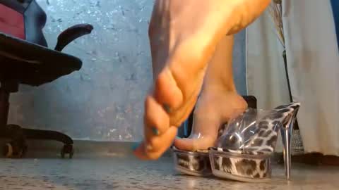 samanta online show from November 30, 12:12 pm