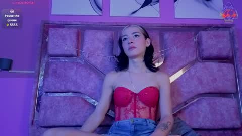 samantaa_liov online show from April 18, 7:51 pm