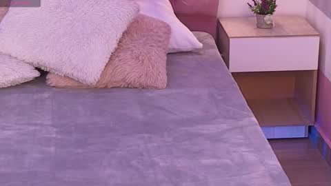 samantaortega_ online show from November 17, 12:08 pm