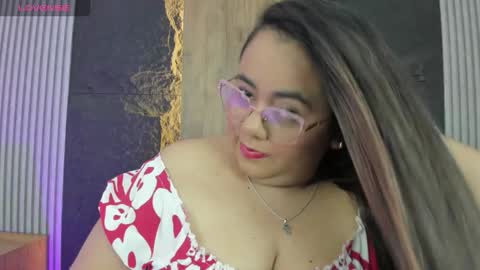 S A M M Y  online show from October 22, 1:02 pm