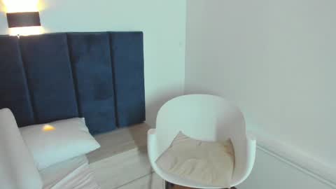 Samantha  online show from February 19, 4:22 pm