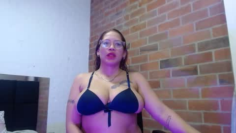 SAMANTHA online show from November 2, 1:38 am