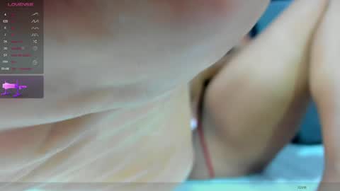  Samanthasmile  online show from April 6, 4:46 am