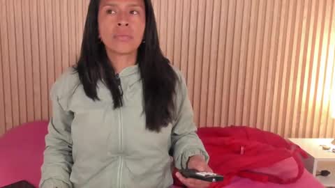 samantha_duart3 online show from July 23, 11:41 am