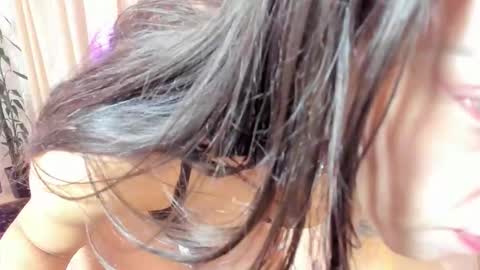 Samantha Ferrec online show from February 4, 10:24 pm