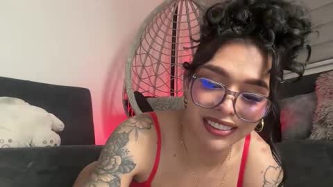 Samantha Bernardo online show from May 28, 4:21 am