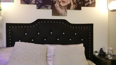 IGSamanthaGrant 10 online show from April 23, 1:46 am