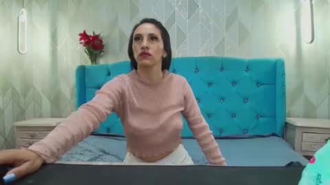 samantharosx online show from April 27, 7:00 pm