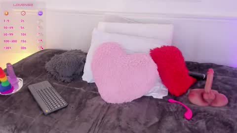 samara_hale online show from October 20, 8:03 pm