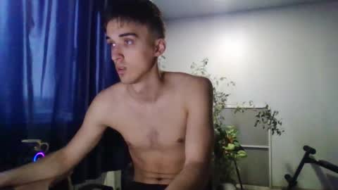 multitooman online show from November 14, 9:00 am