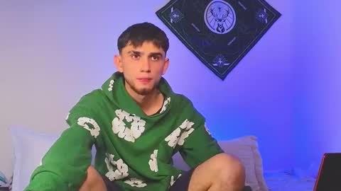 samevansx online show from November 24, 6:28 pm