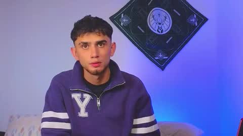 samevansx online show from November 18, 7:17 pm