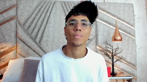 Samfrrost online show from April 7, 11:56 am