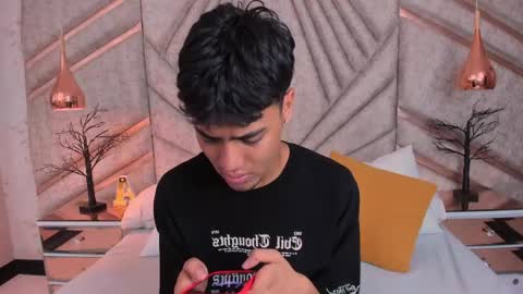 Samfrrost online show from May 17, 1:31 pm