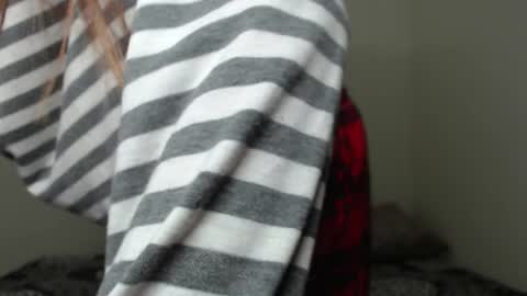 Tami  Gael online show from March 12, 2:15 am