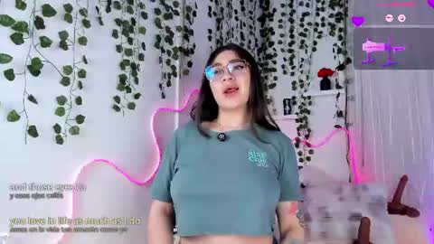 samii evans  online show from June 17, 10:59 pm
