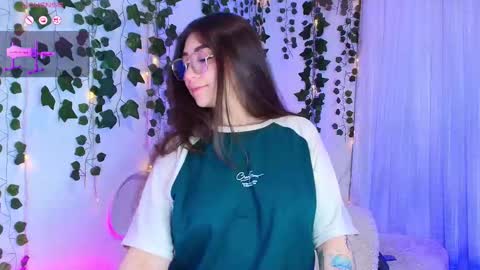 Snapshot of samii_evans chatting on October 19, 12:04 am samii evans  online show from October 19, 12:04 am