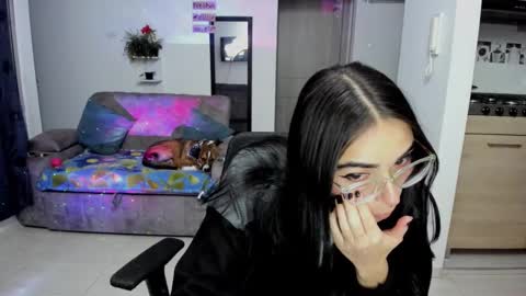 SARA online show from February 14, 3:42 am