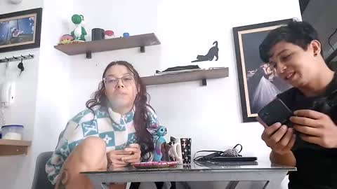 Sophie y Mark online show from February 11, 6:01 pm