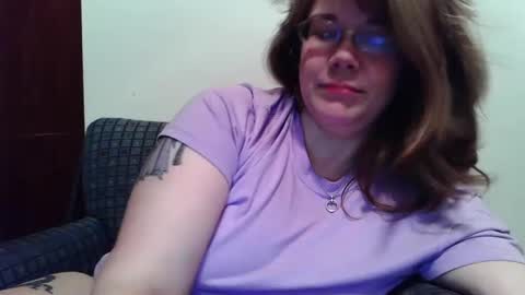 Snapshot of sammy_lyn chatting on October 9, 5:51 pm Sam online show from October 9, 5:51 pm