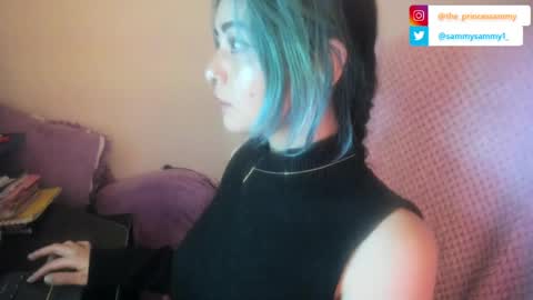   online show from April 4, 7:15 am