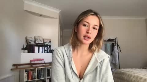 Sammy online show from June 2, 1:07 am