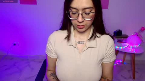 sampuckettbaby online show from April 24, 1:18 am