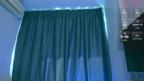 Snapshot of samuel_andrew chatting on January 26, 8:14 am Samuel online show from January 26, 8:14 am