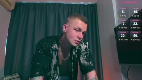 Snapshot of samuel_andrew chatting on February 2, 2:48 am Samuel online show from February 2, 2:48 am