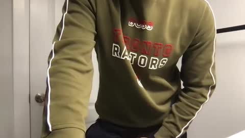 Sam W dick strip tease online show from November 22, 8:51 pm