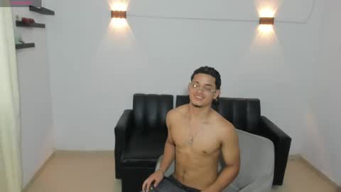 samxx_muscle online show from May 24, 6:25 pm