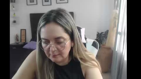 samy_vsn online show from September 9, 10:32 pm