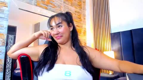 SamyEvanns online show from April 15, 8:39 am