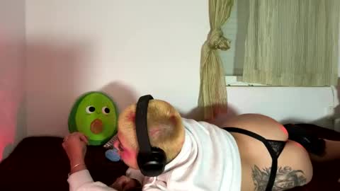 Samymoon online show from January 7, 6:35 pm