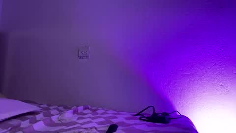 Samy online show from November 8, 1:52 am