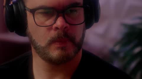 Sanders online show from January 7, 5:51 pm