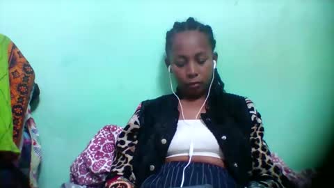 sandra1253099 online show from November 24, 10:36 am