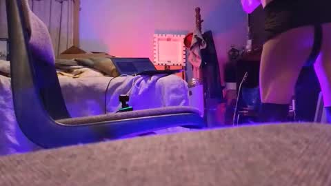 Sandra online show from April 18, 10:28 am