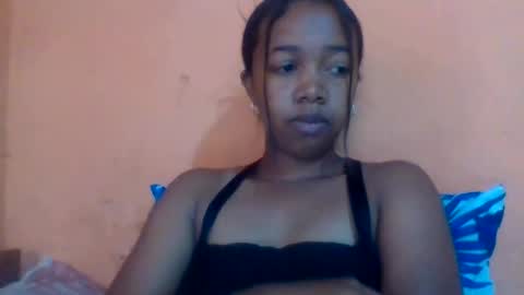 sandriana26 online show from March 28, 8:27 am