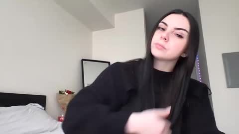 Sandra online show from March 10, 7:50 pm