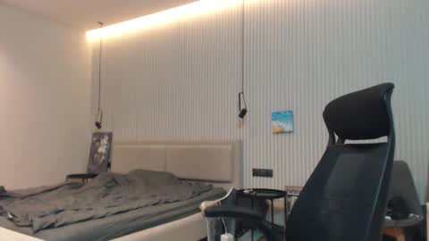 DeAlex online show from November 5, 11:01 am