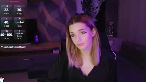 Snapshot of sandy_belle88 chatting on September 10, 6:53 pm sandy_belle88 online show from September 10, 6:53 pm
