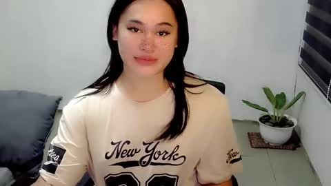 Snapshot of sangre_danaya chatting on October 24, 6:19 pm DANAYA online show from October 24, 6:19 pm