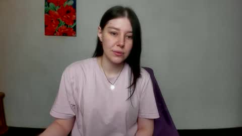 karina online show from April 3, 8:54 am